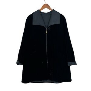 ST. JOHN Reversible Coat Jacket Velvet Satin Quilted Italy Black